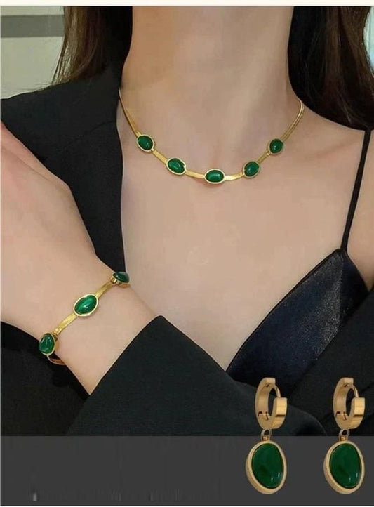Oval Green Crystal Pendant Necklace Set with Matching Bracelet