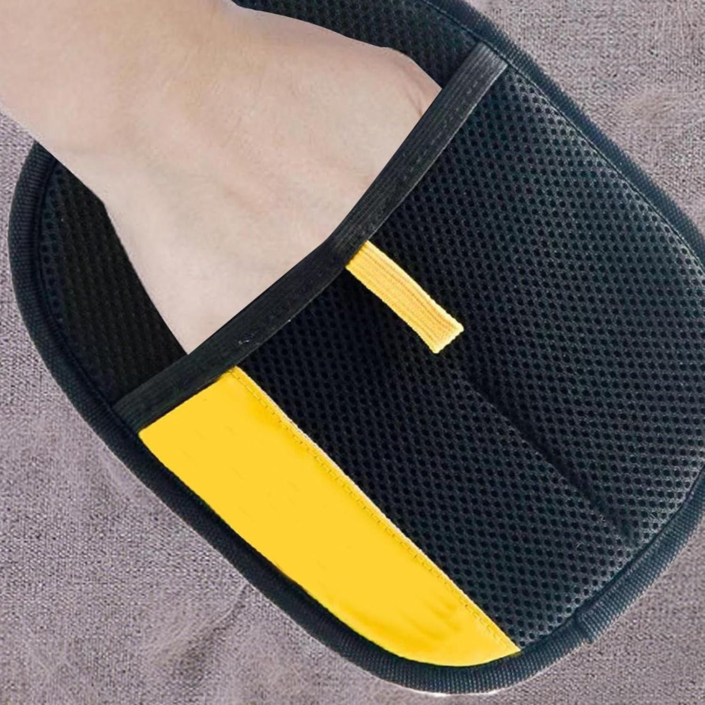 Pet Hair Removal Gloves – Easy Fur Cleaning (Pack of 2)